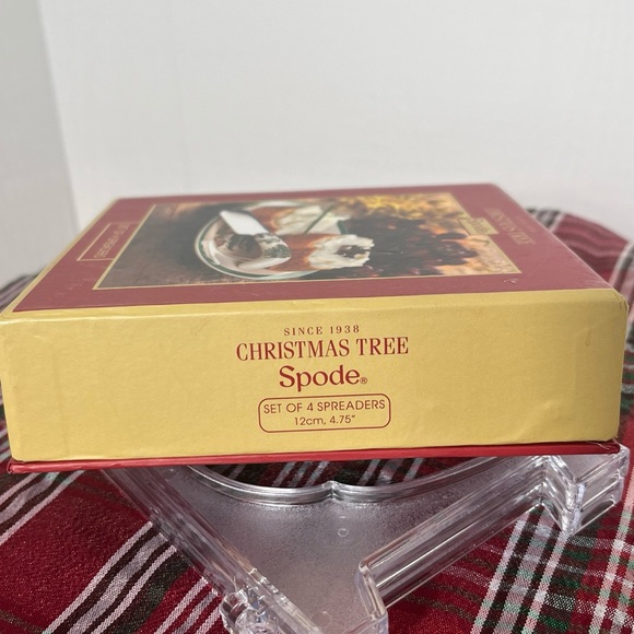 Spode Christmas Tree Set of 4 Spreaders In Box - Picture 5 of 6